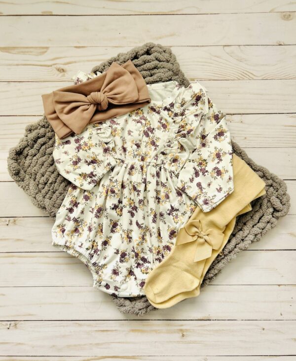 Purple/tan outfit