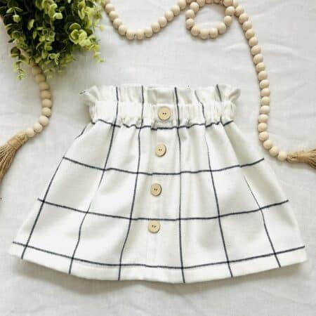 White/black plaid paper bag skirt