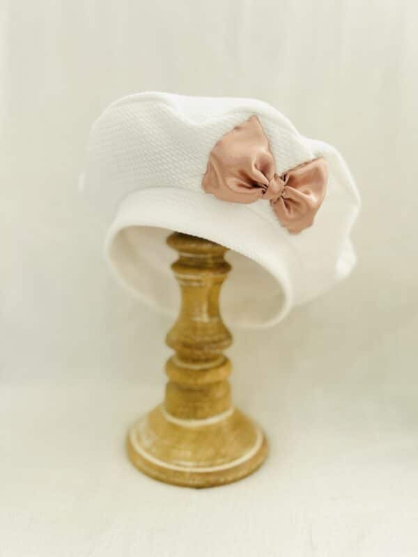 White hat w/ bow - Image 2