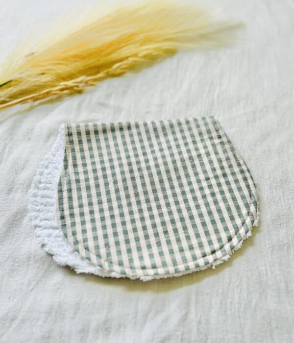 Blue/tan plaid burp cloth