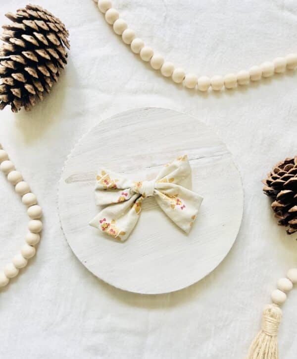 Gingerbread pinwheel bow